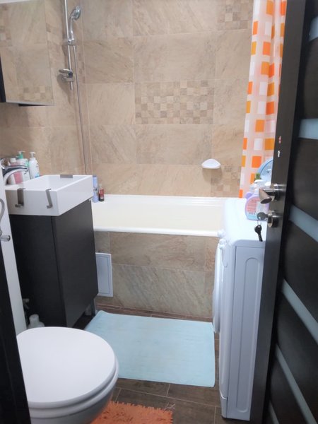 Drumul Taberei, Favorit,